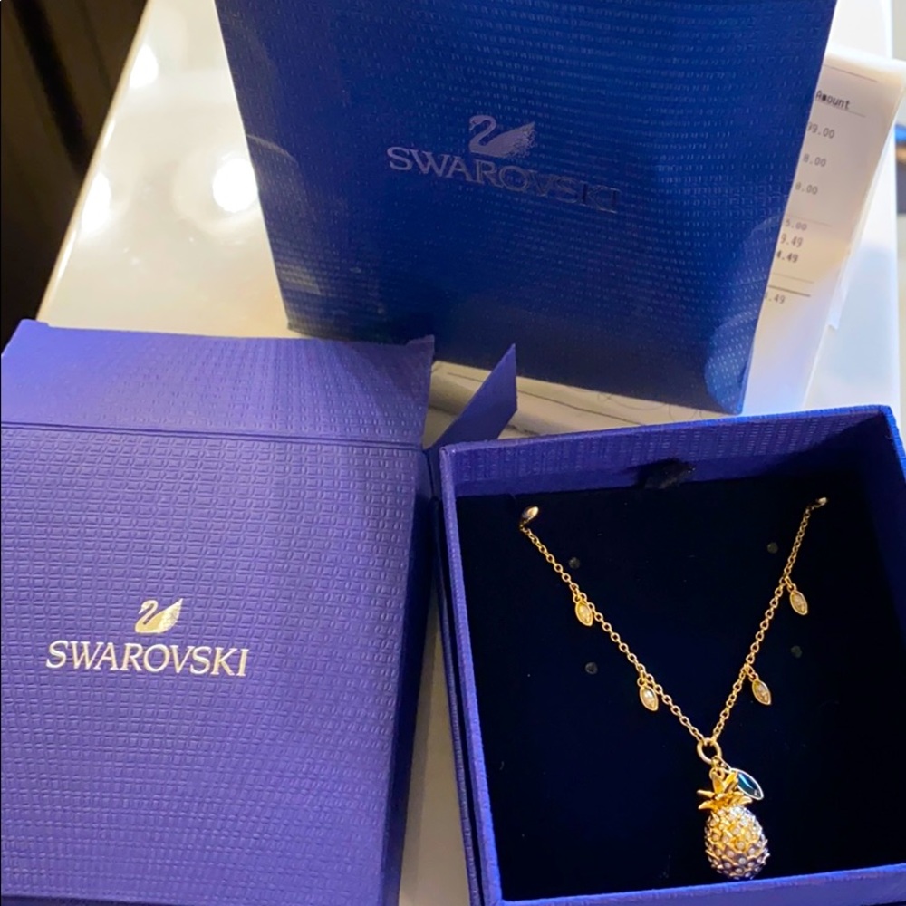 Swarovski pineapple necklace